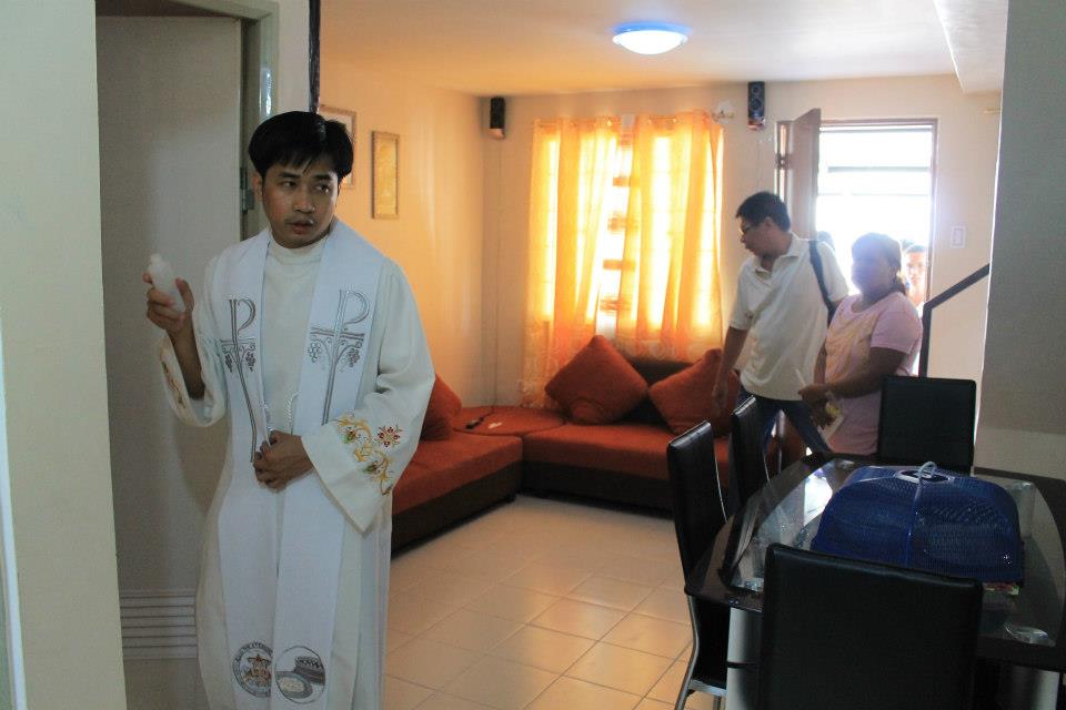 MASS HOUSE BLESSING AT TURN-OVER SA FCA 